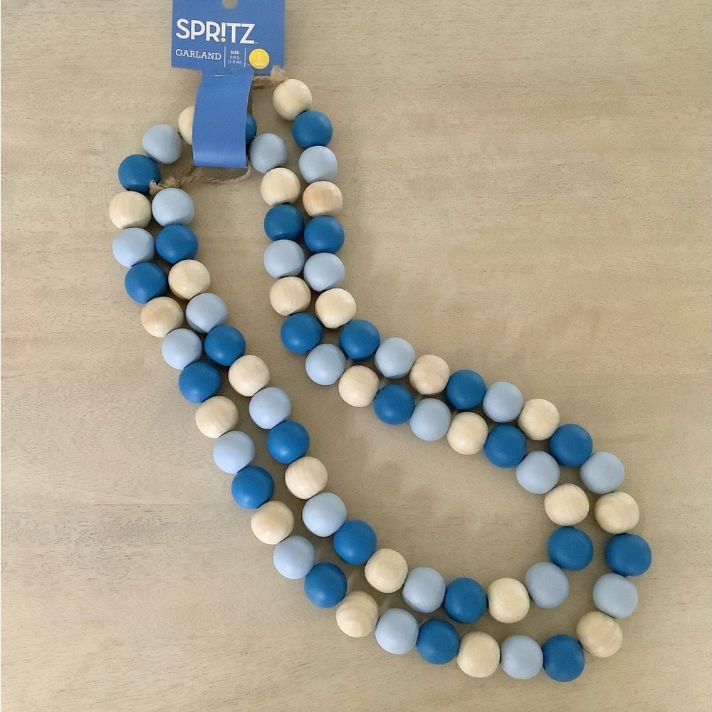 Spritz Wooden Bead Garland - Blue/Cream
